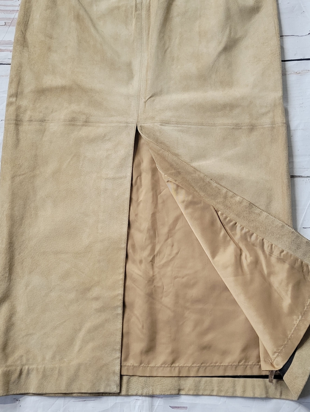 Vintage Lord & Taylor 100% Suede Leather Maxi Skirt Beige/Tan Fully Line Size 10 - Picture 7 of 9